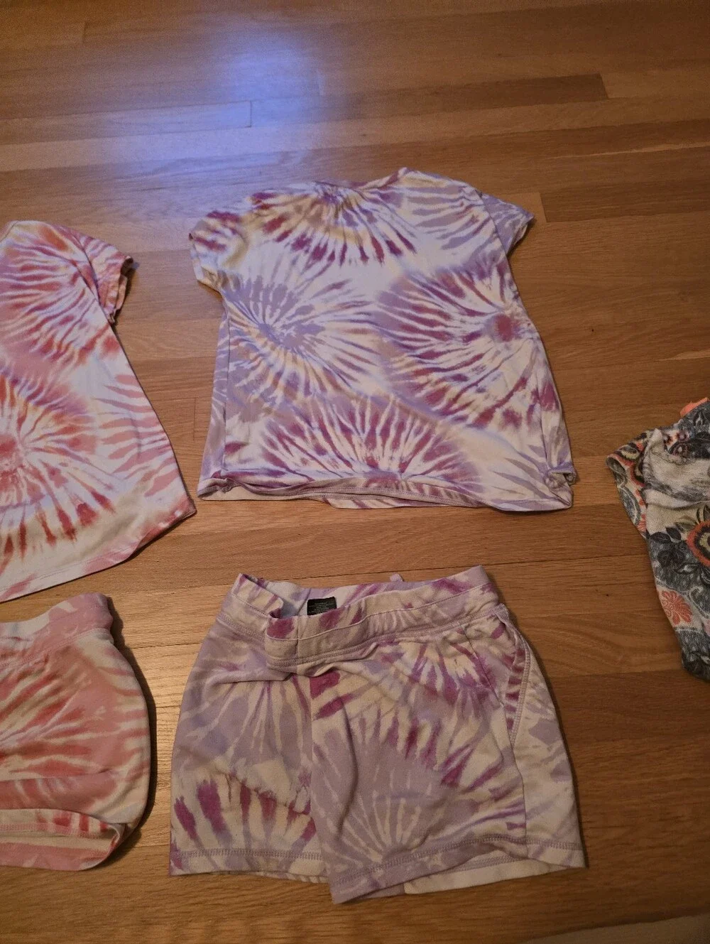 32 Degrees Tie Dye Outfits Sz S